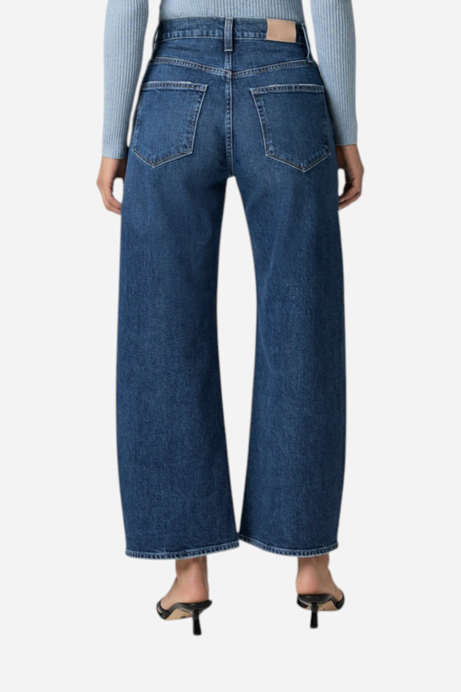 Paige Arellia Ankle Barrel Leg Jean in Soundcheck