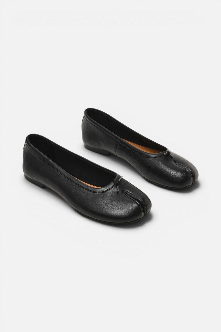 Steve Madden Calico Tabi Ballet Flat in Black