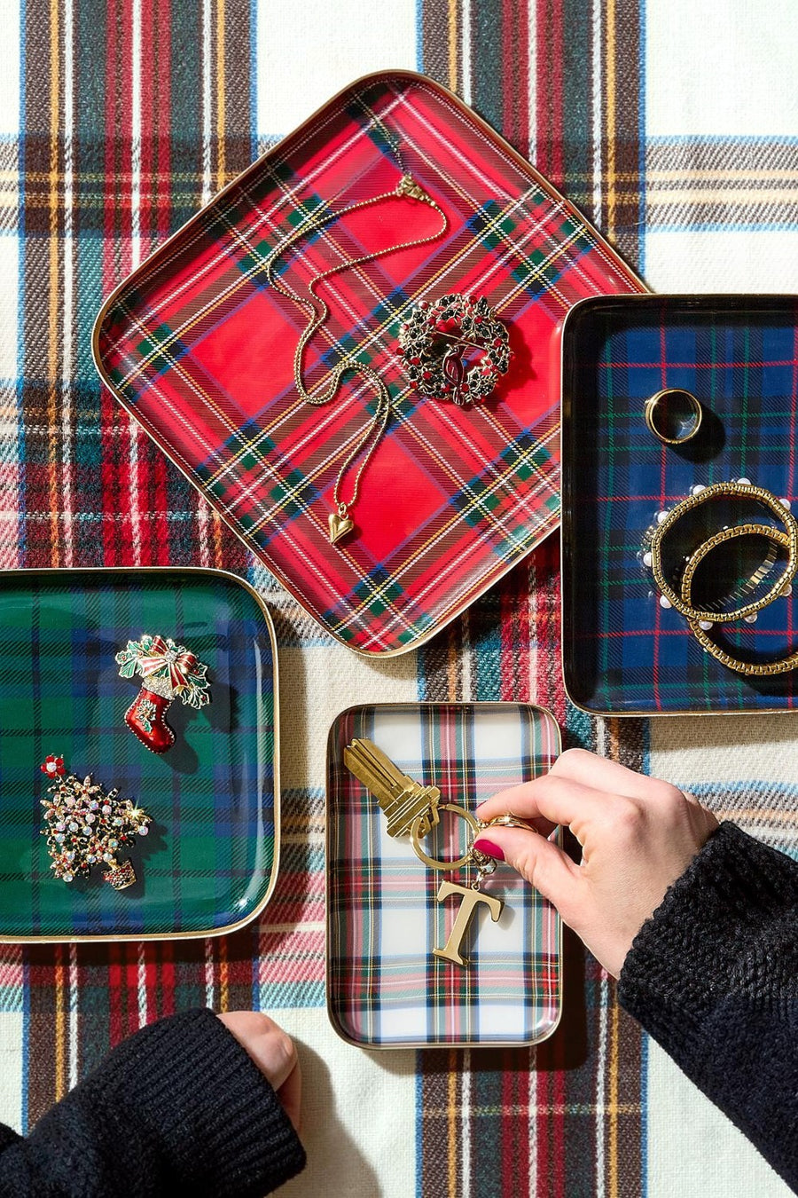 Two's Company Tartan Metal Tray