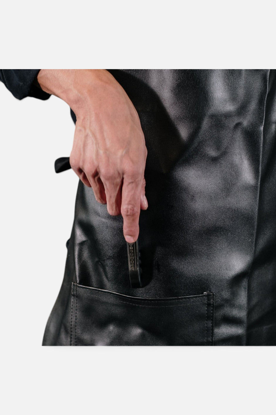 A Bar Above Wine Key Opener in Stainless Steel – detail