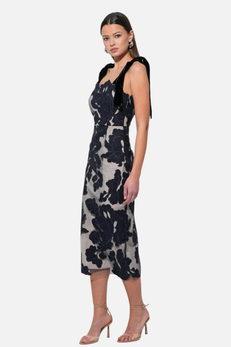 Adelyn Rae Juniper Midi Dress in Navy – side view