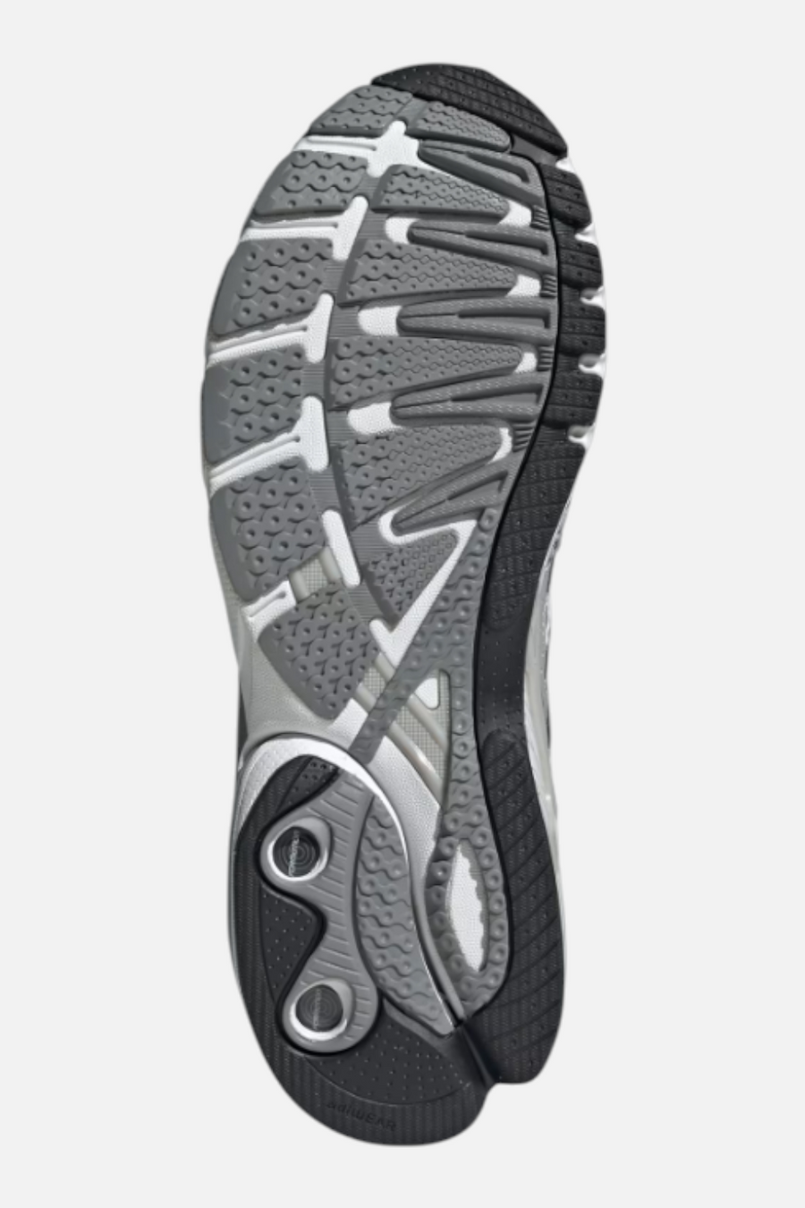 Adidas Mne's Adistar Control 5 Shoes in Grey Three/Core Black/Silver Metallic – flat lay