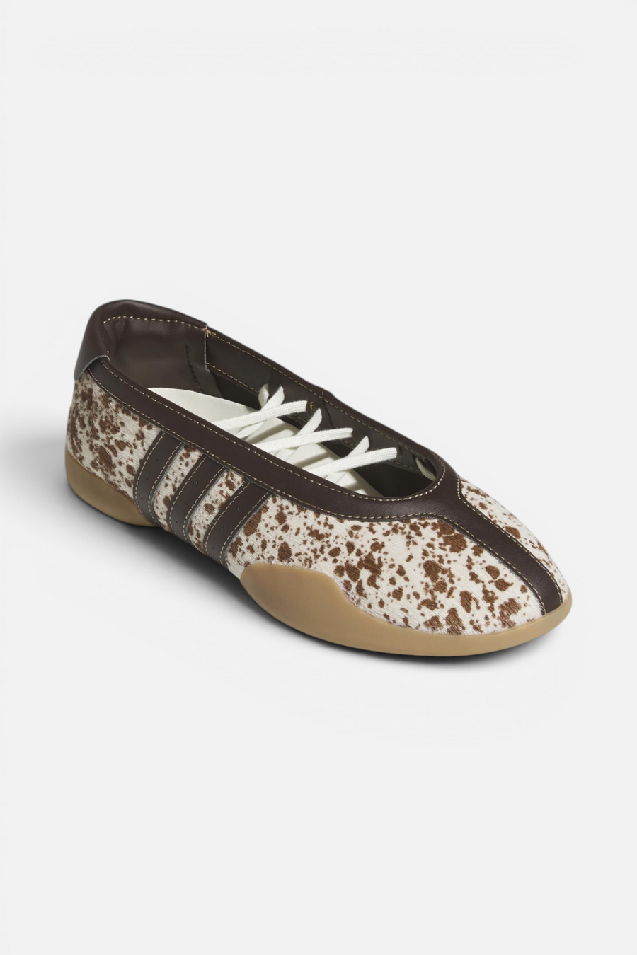 Adidas Taekwondo Mei Ballet in Off White & Dark Brown – front view
