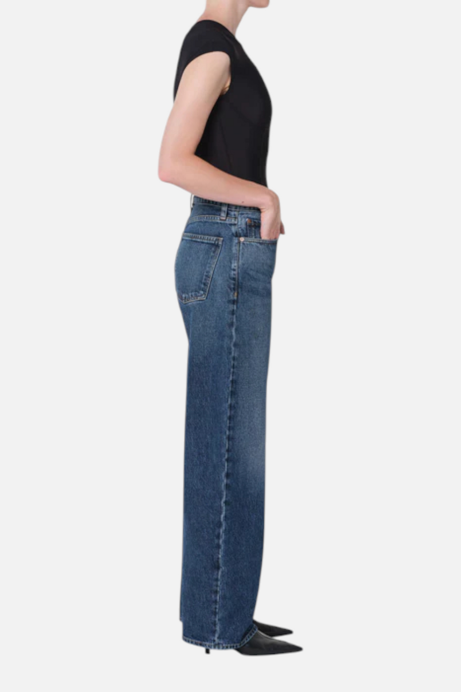 Agolde Arc Jean 32" in Shortwave – back view