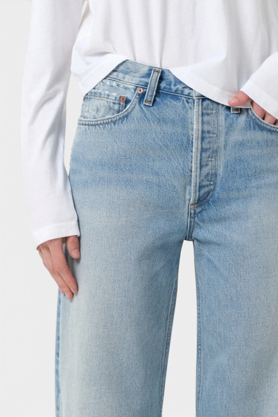 Agolde Arc Jean in Orten – flat lay