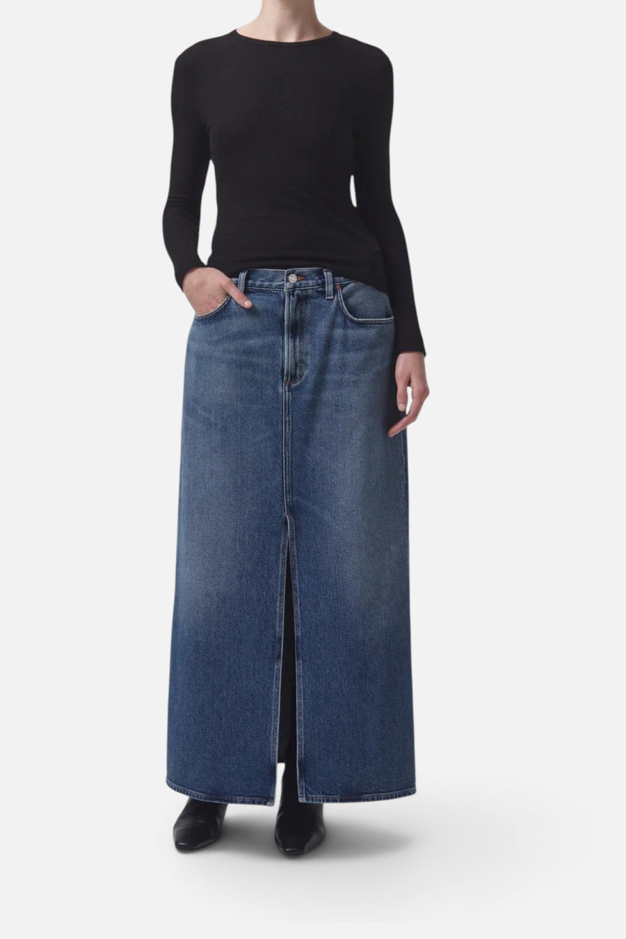 Agolde Leif Maxi Skirt in Swing – on model
