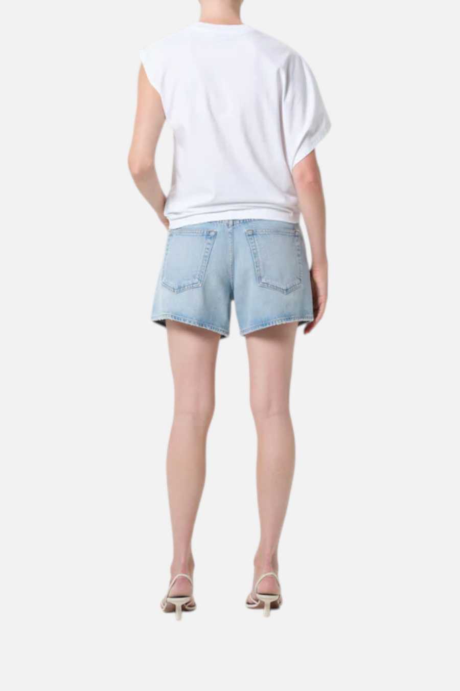 AGOLDE Leith Short in Convert – side view
