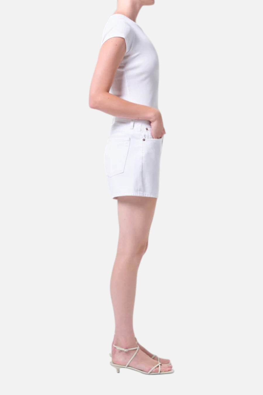 AGOLDE Parker Long Short in Marshmallow – side view
