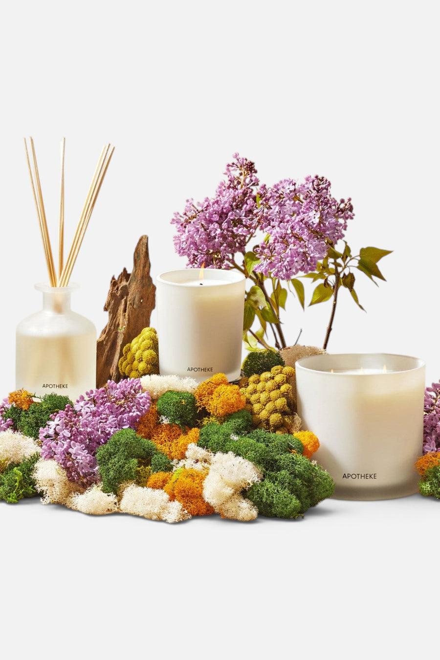 Apotheke White Vetiver Classic Candle – side view