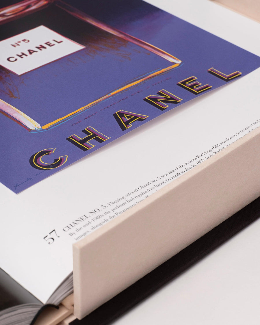 Assouline Chanel: Impossible Collection – detail