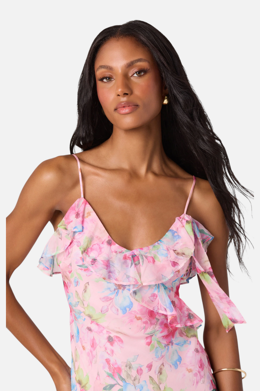 ASTR The Label Amiya Chiffon Maxi Dress in Pink Floral – detail