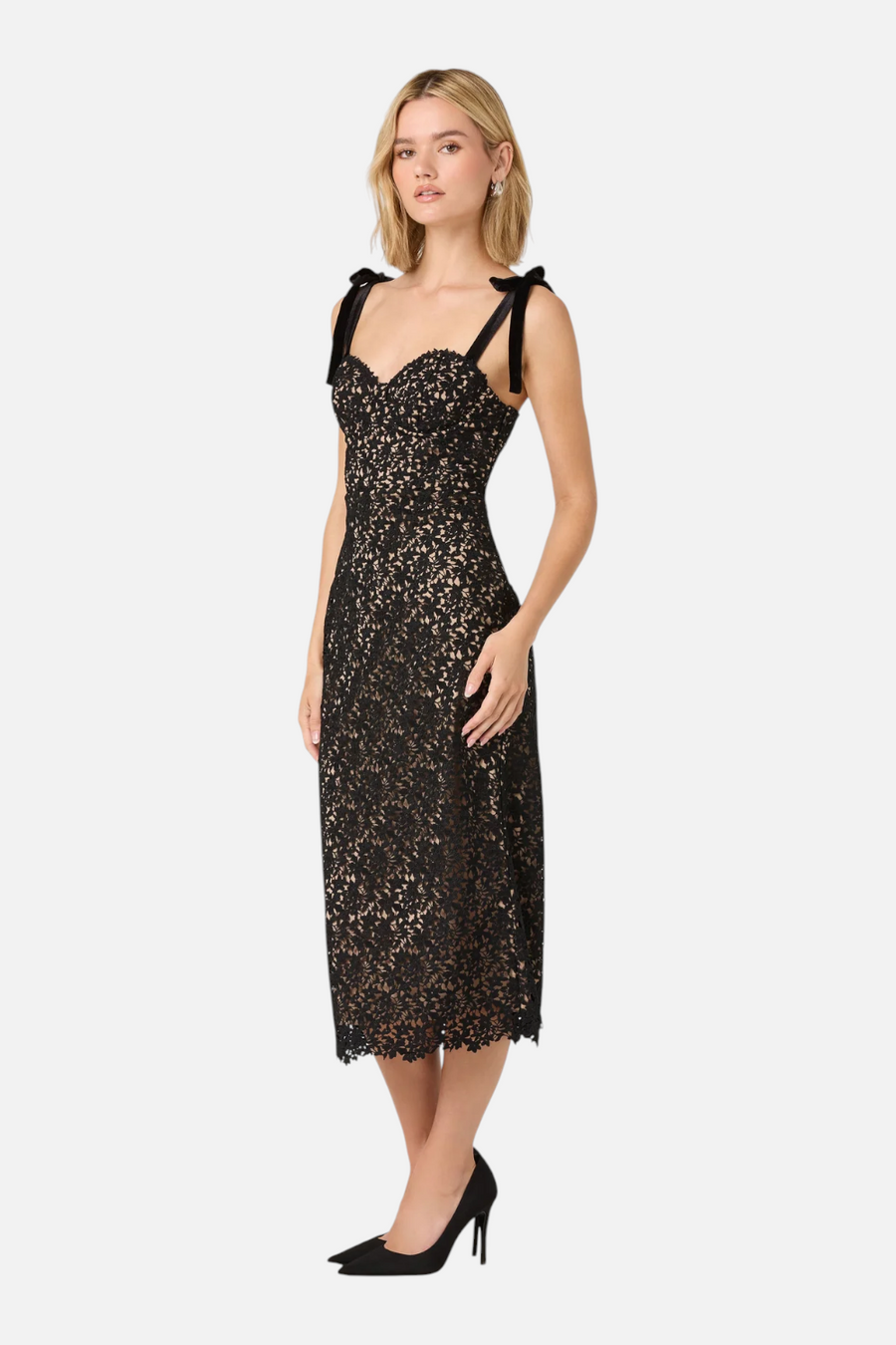 Astr the Label Donne Floral Lace Midi Dress in Black & Nude – back view