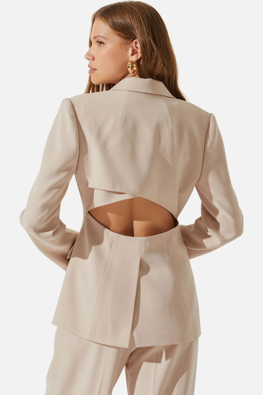 ASTR The Label Rubina Cutout Blazer in Natural – side view