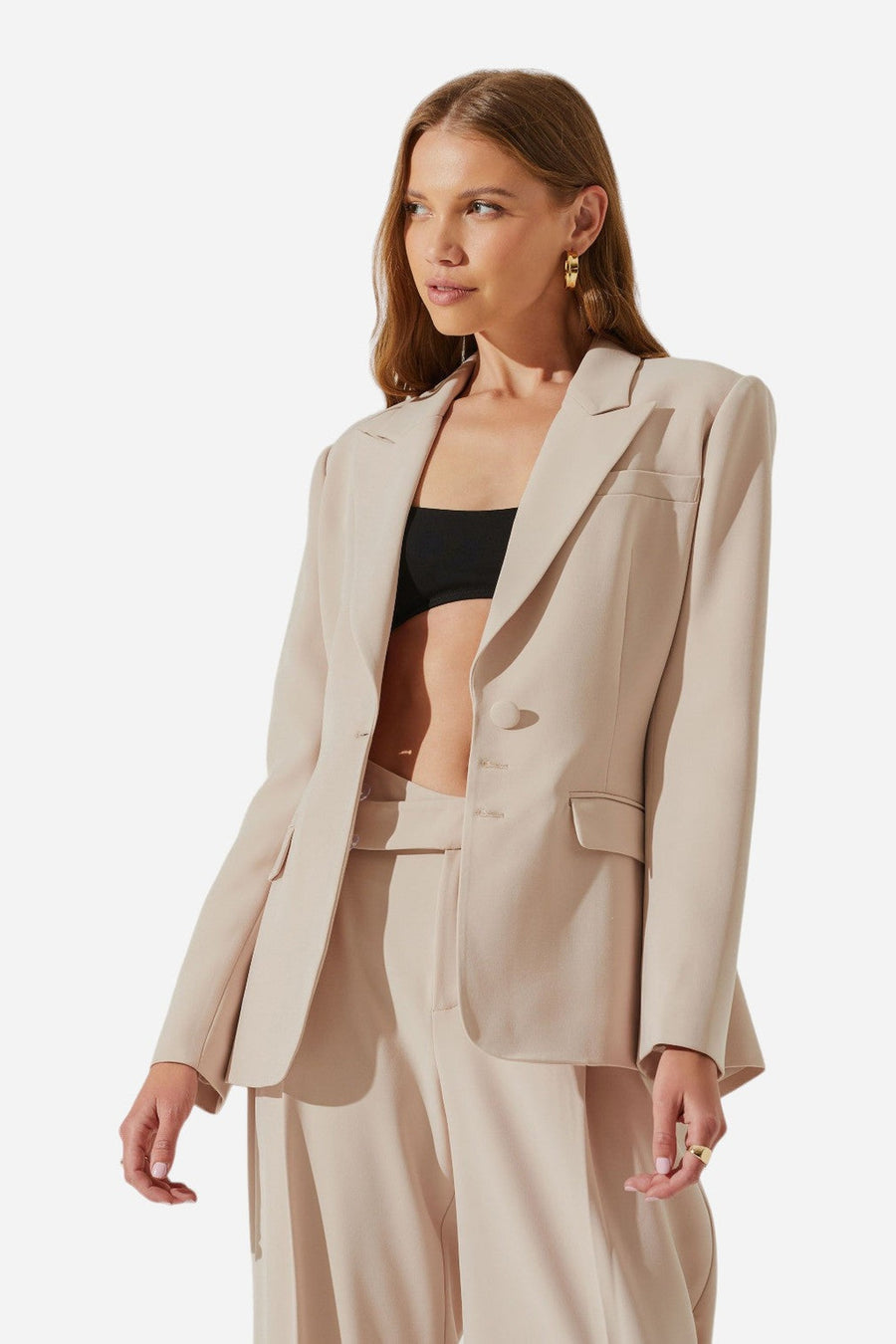 ASTR The Label Rubina Cutout Blazer in Natural – side view