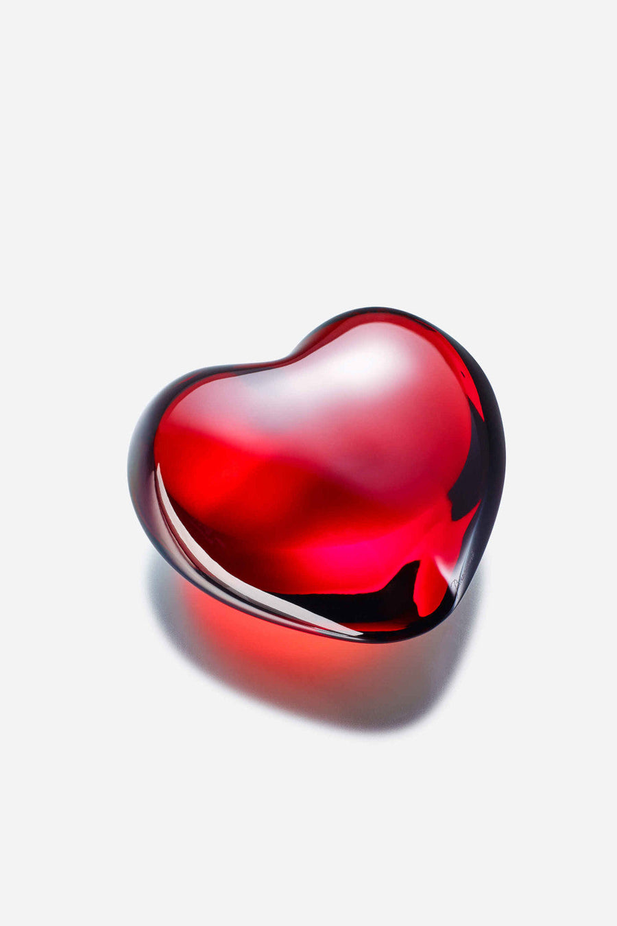 Baccarat Heart Puffed in Red – front view