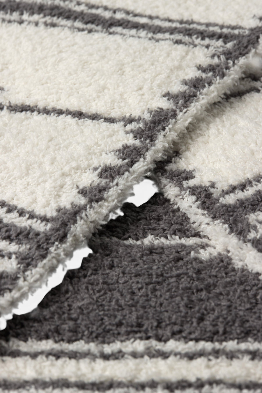 Barefoot Dreams CozyChic Folklore Star Stroller Blanket – detail