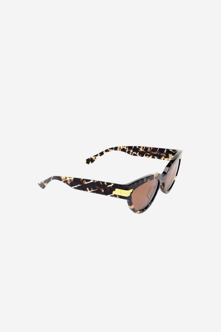 BOTTEGA VENETA Cat-Eye Sunglasses in Havana (Bv1035s-003 55) – detail