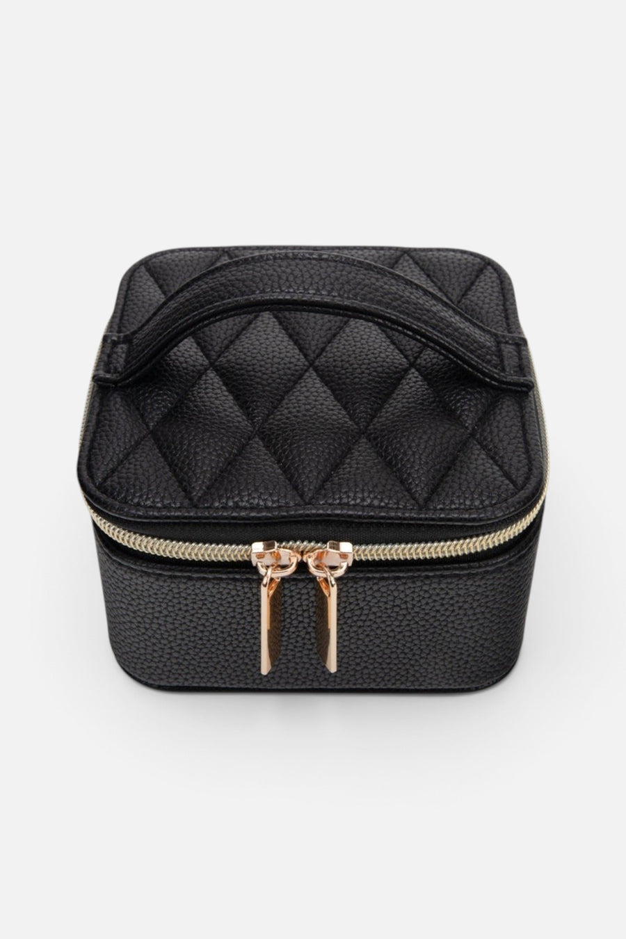 Brouk & Co. Leah Quilted Travel Jewelry Case with Pouch – detail