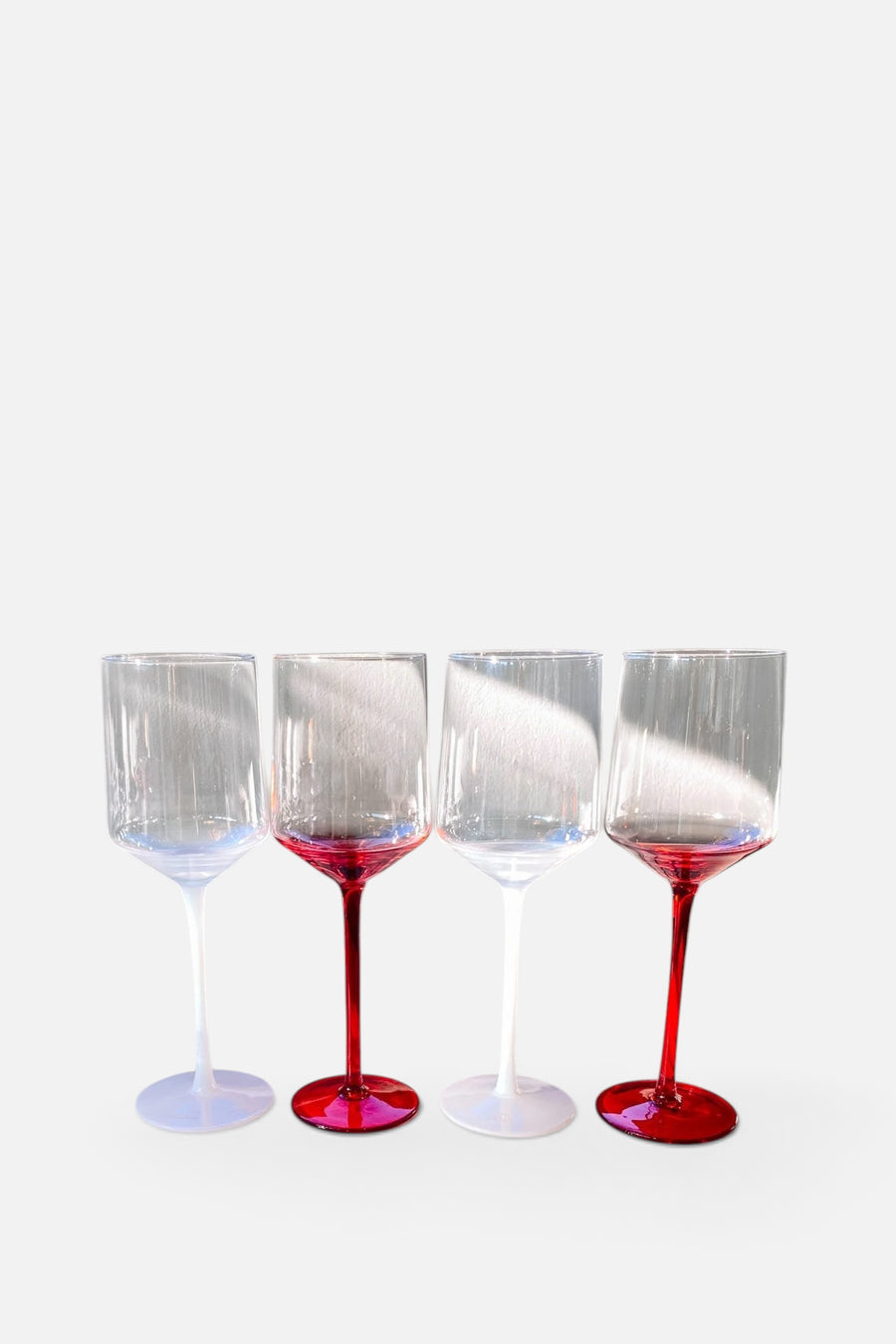 Byrdeen Frosted Berry Wine Glass Set of 4 – front view