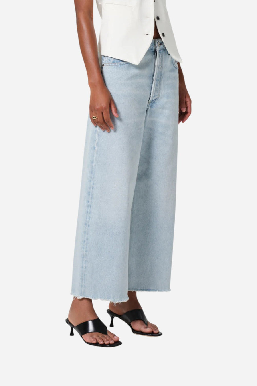 Citizens of Humanity Ayla Raw Hem Crop in Sailor – detail