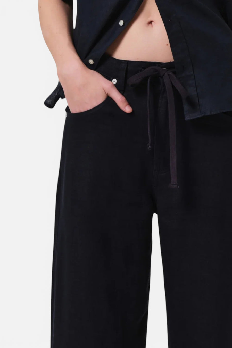 Citizens of Humanity Brynn Drawstring Trouser in True Navy – side view
