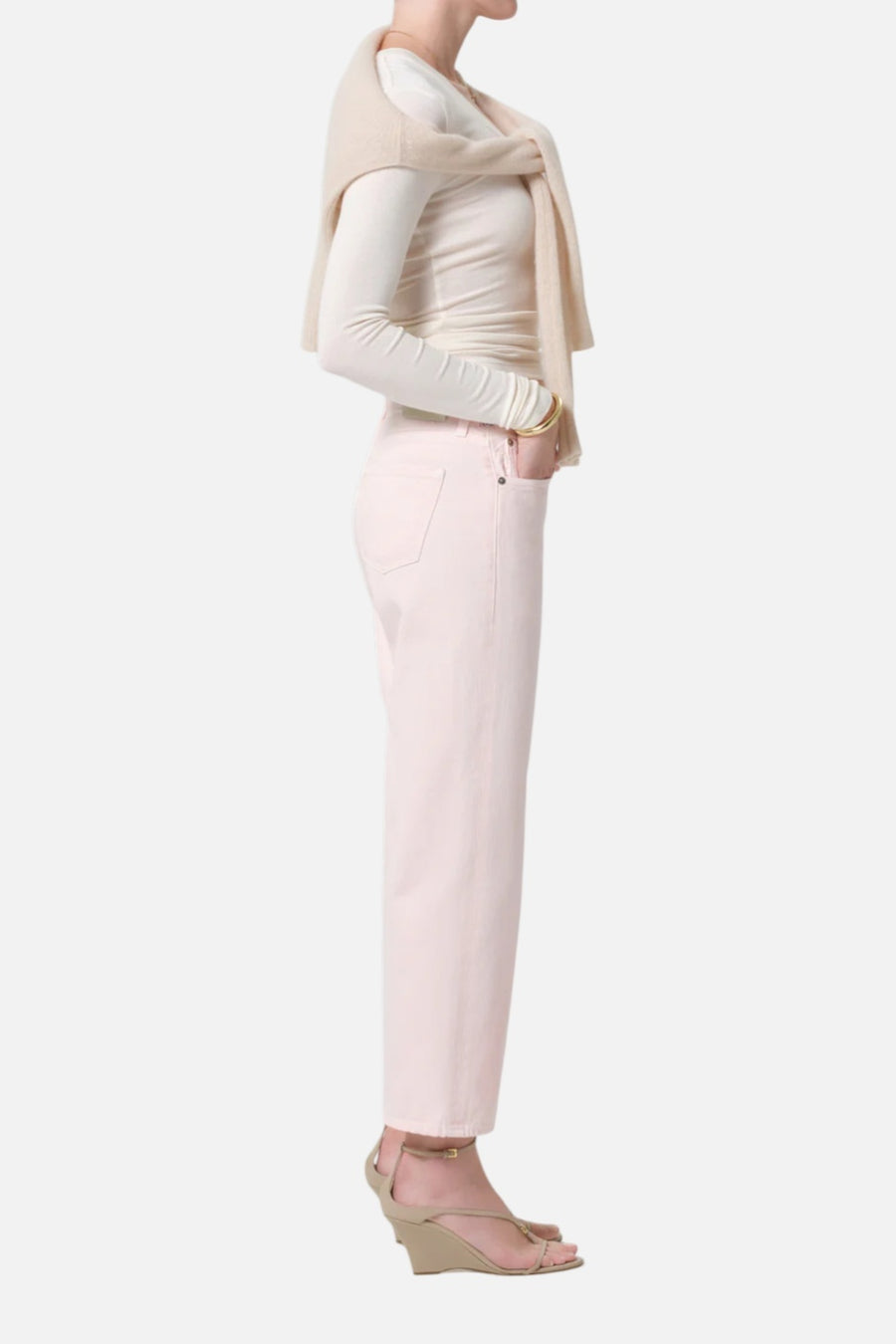 Citizens of Humanity Faye Vintage Straight Jean in Pale Coral – on model