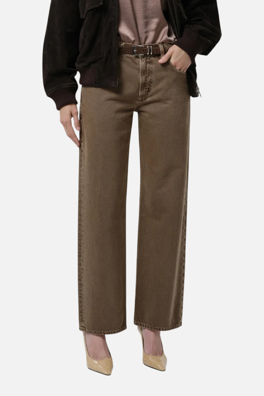 Citizens of Humanity Lindz Easy Straight Leg Jean in Cocoa – detail