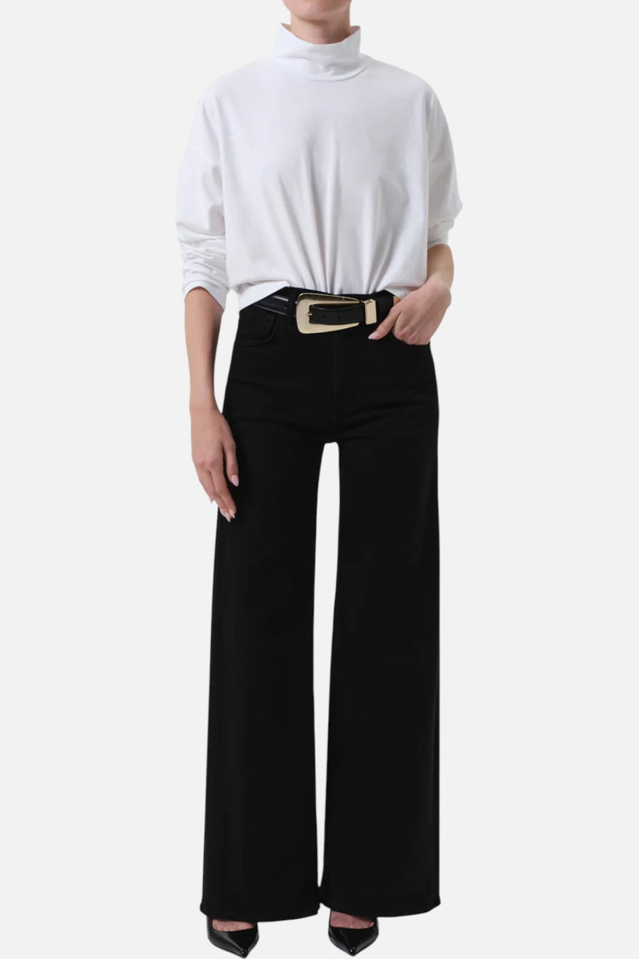 Citizens of Humanity Lyra Long Wide Leg Jean in Plush Black – side view