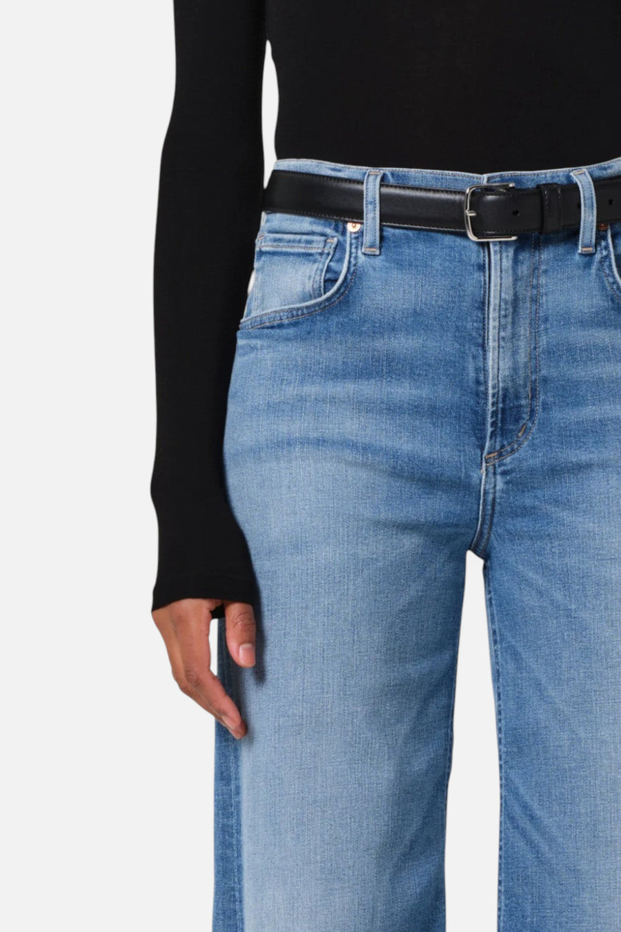 Citizens of Humanity Lyra Wide Leg Crop in Bhodi – flat lay