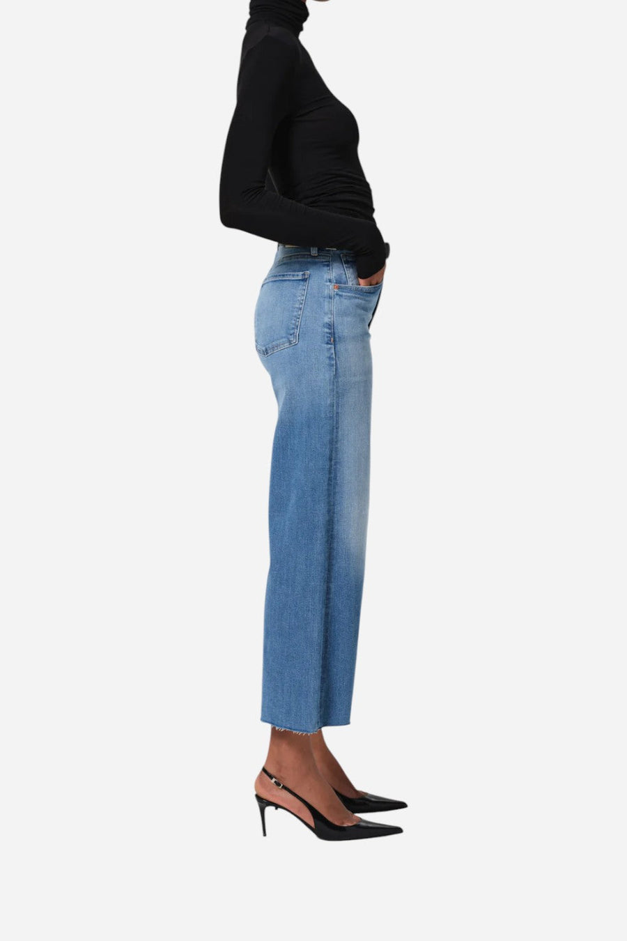 Citizens of Humanity Lyra Wide Leg Crop in Bhodi – side view