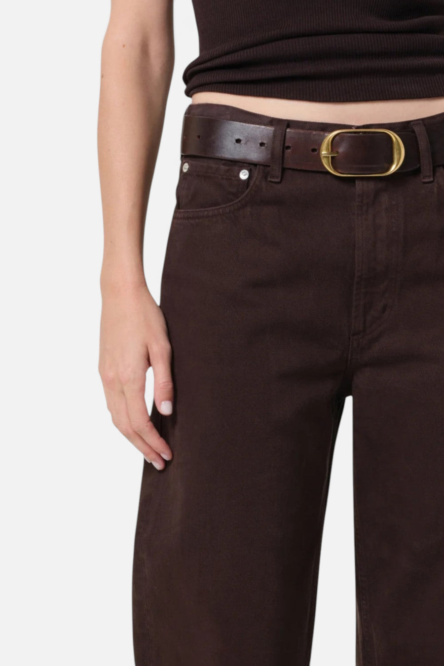 Citizens of Humanity Miro Barrel Relaxed Jean in Carob – flat lay