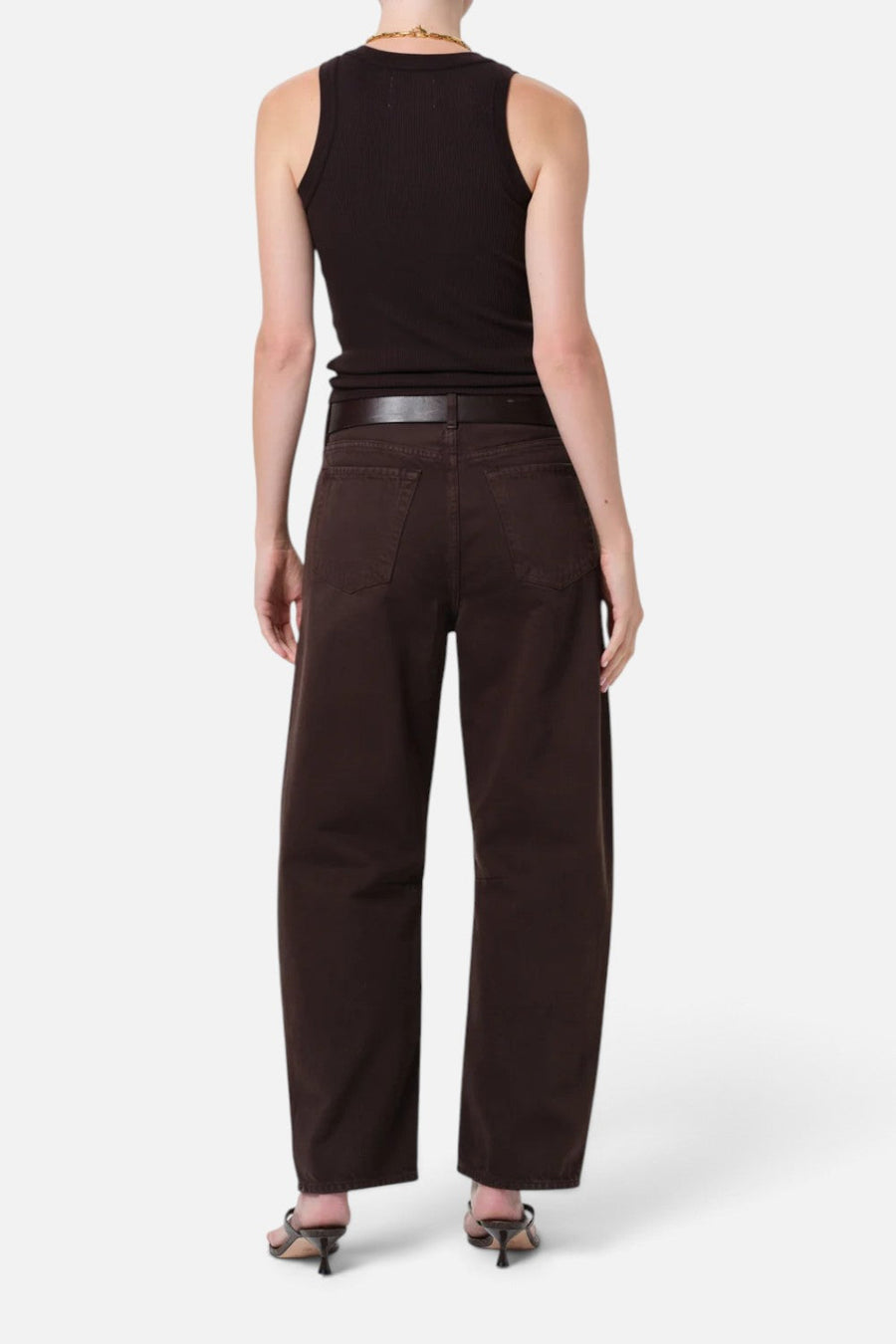 Citizens of Humanity Miro Barrel Relaxed Jean in Carob – side view
