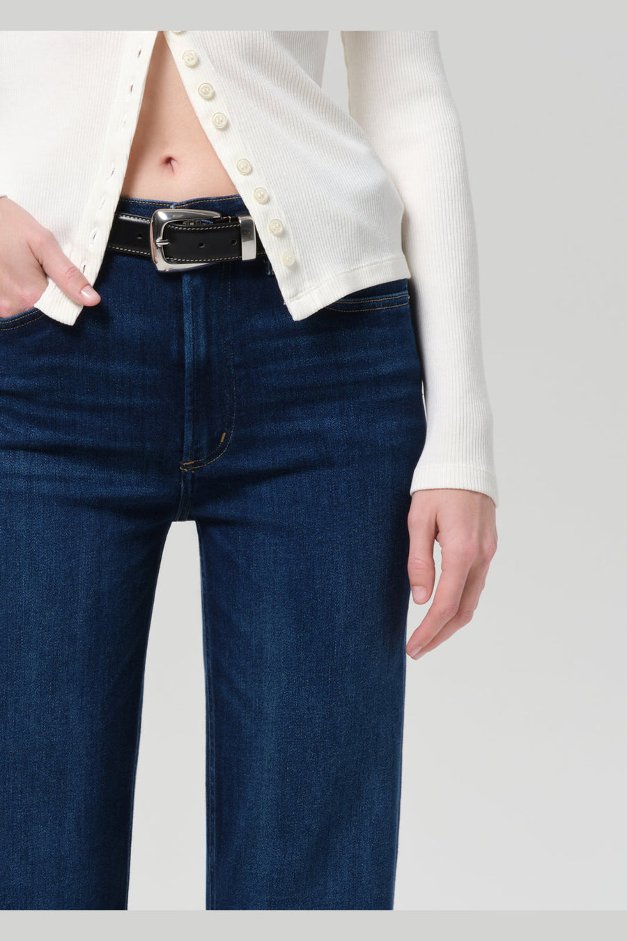 Citizens of Humanity Palma Straight Clean Hem in Dakota – detail