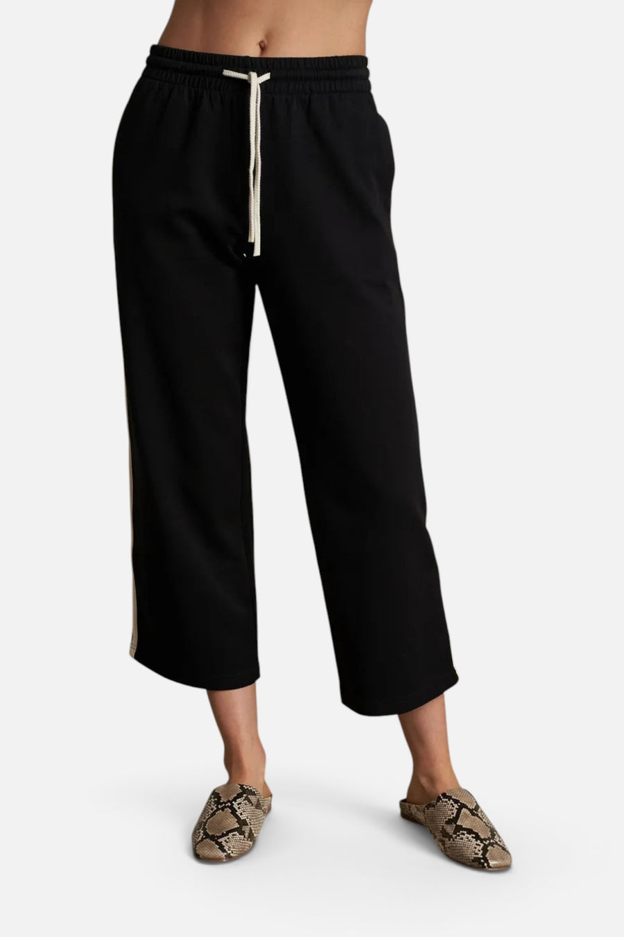 Claud Track Pant in True Black – back view