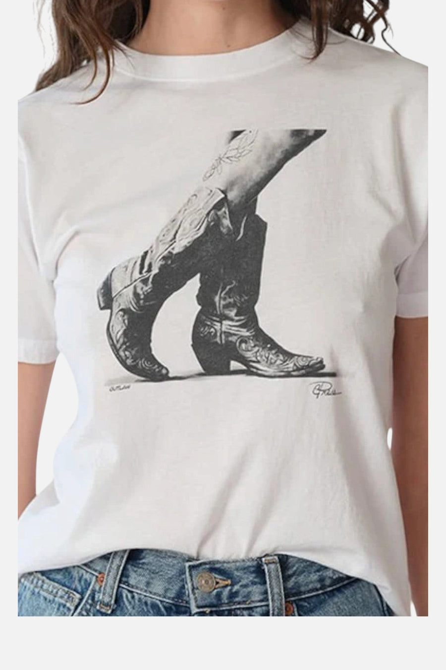 CPress Studio Outlaw Mushie Tee in Worn White – on model