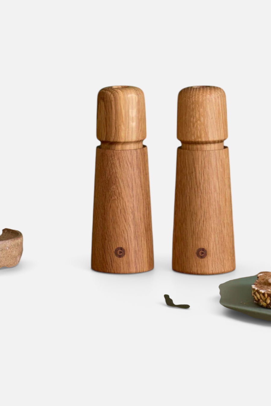 CrushGrind Stockholm Set, Oak 6.6in – side view