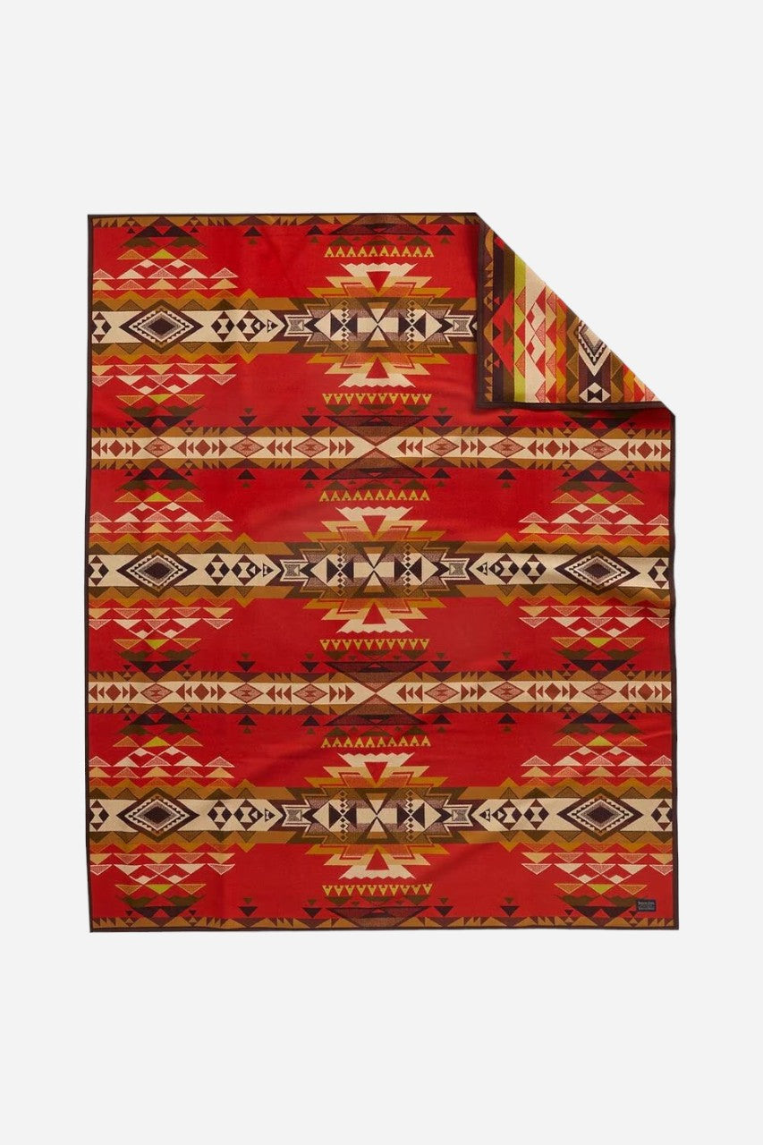 Pendleton Limited Edition Jacquard Robe Blanket
