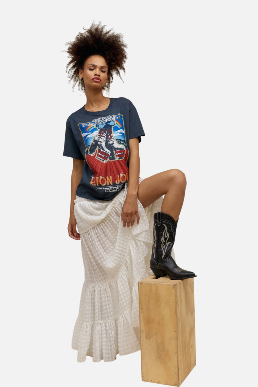 Daydreamer LA Elton John Hollywood Boots Boyfriend Tee – side view