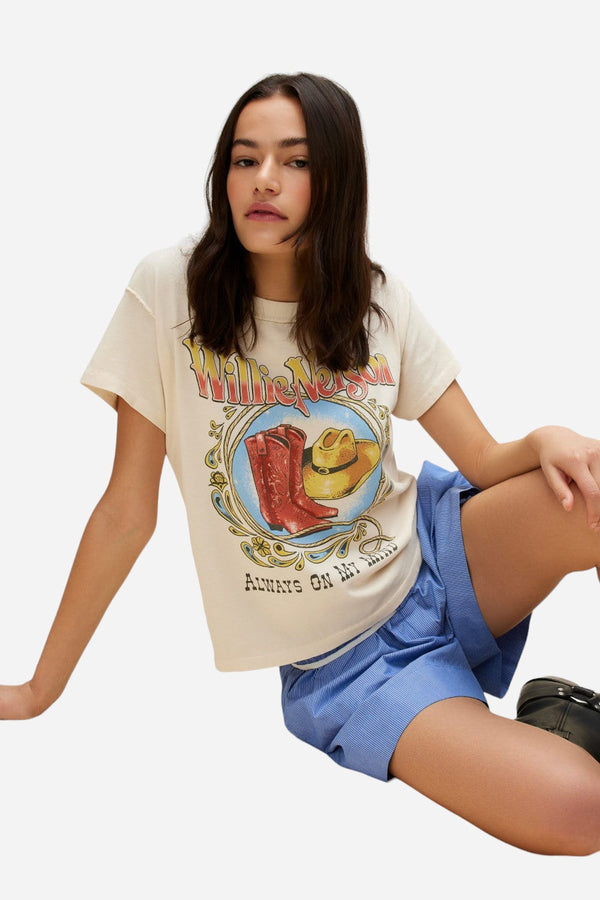 Daydreamer LA Willie Nelson Paisley Reverse Girlfriend Tee