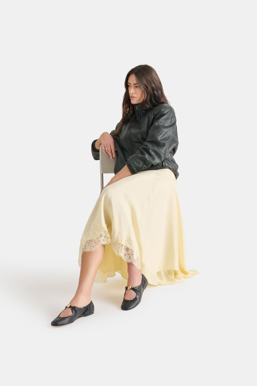 Dolce Vita Cornel Flat in Black Leather – on model