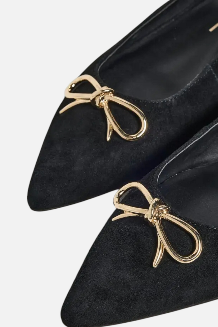 Dolce Vita Obella Flats in Onyx Suede – detail