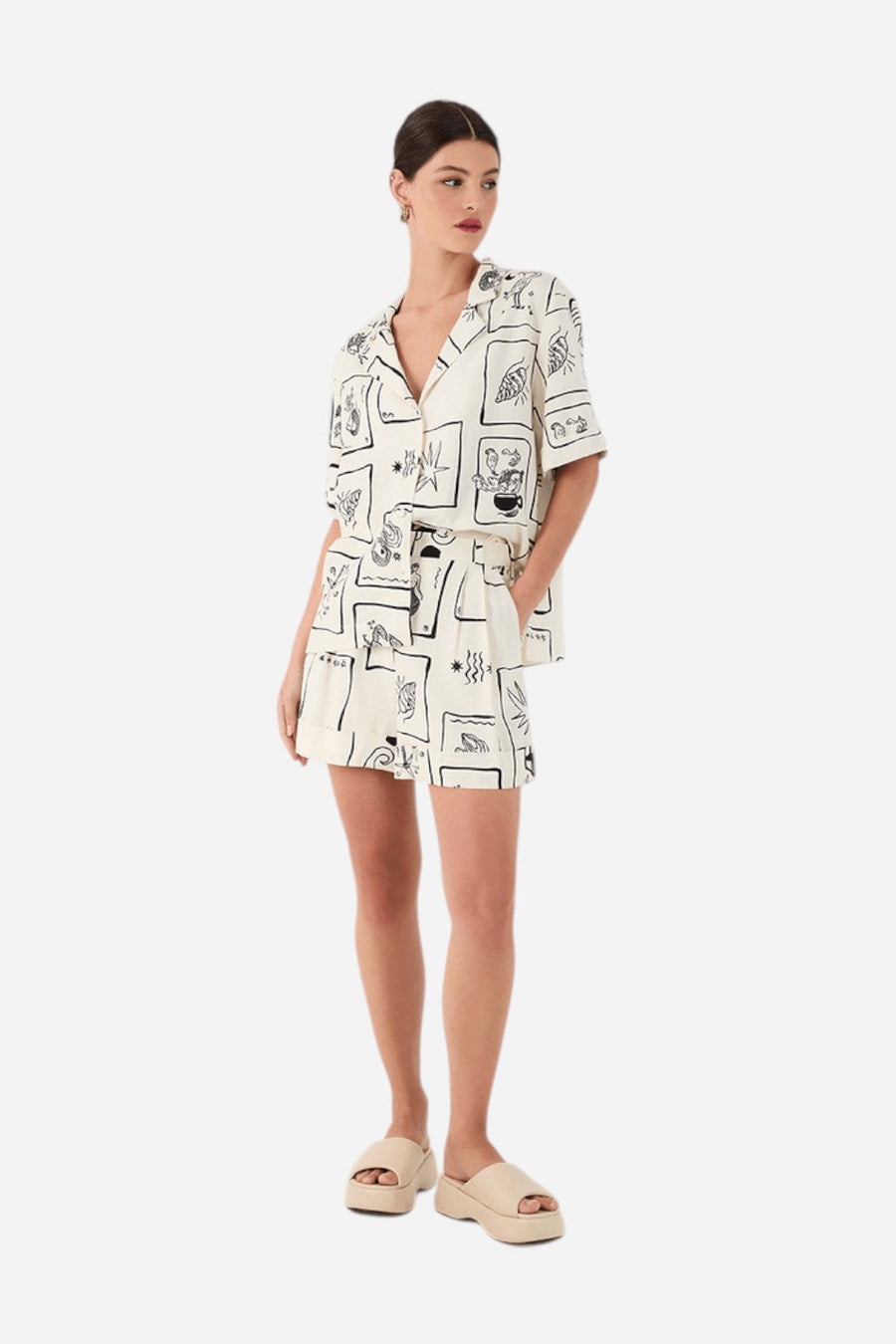 Dress To Bermuda Lara Print Shorts – back view