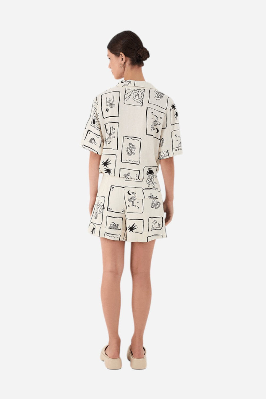 Dress To Bermuda Lara Print Shorts – flat lay