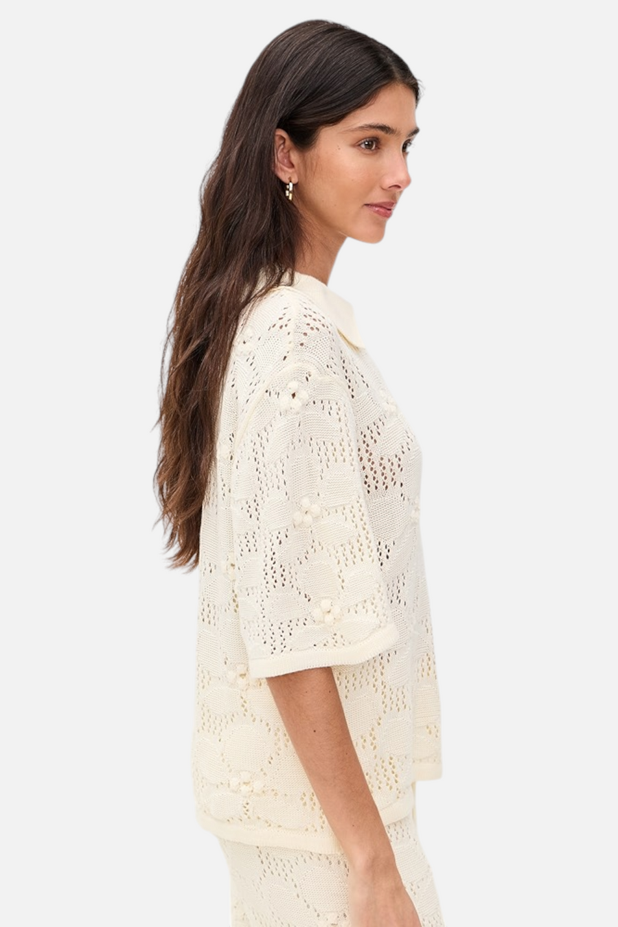 Dress to Floral Crochet Short Sleeve Shirt in Beige – back view