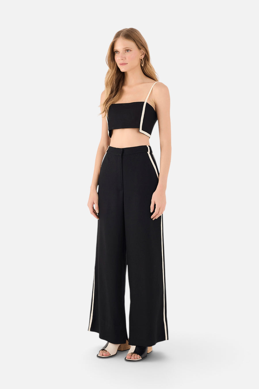Dress To Linen Piping Pants in Black – front view