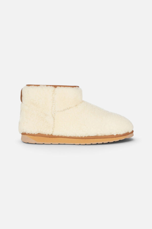 Emu Australia Stinger Micro Teddy Bootie in Natural
