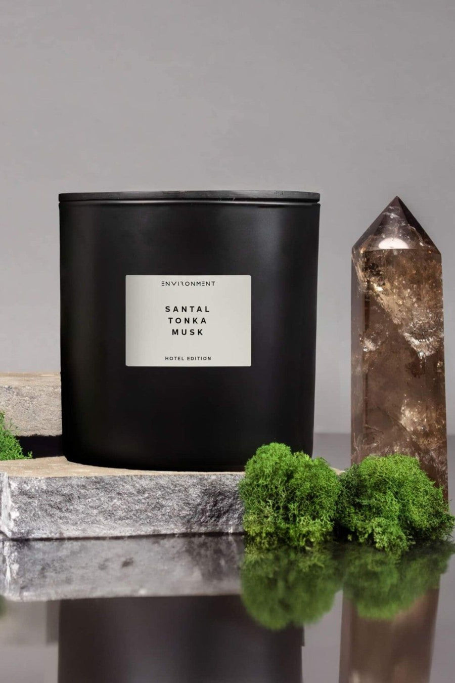 Environment Candles Santal | Tonka | Musk 4-Wick Candle – back view