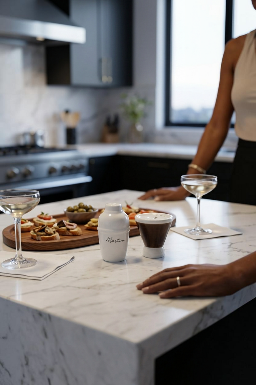 Espresso Martini Salt & Pepper Shaker – side view
