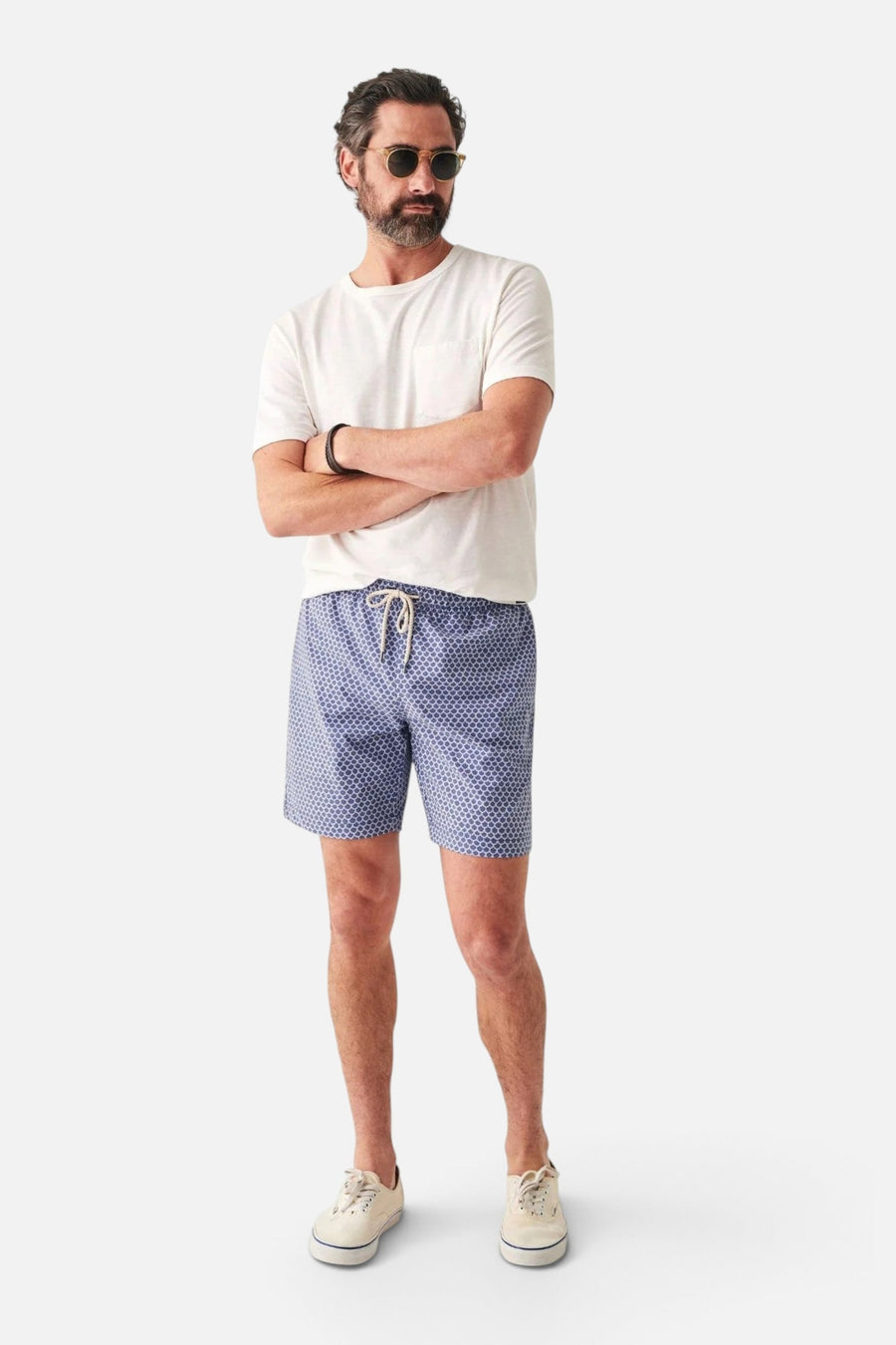 Faherty Beacon Trunk in Fishscale Batik – on model