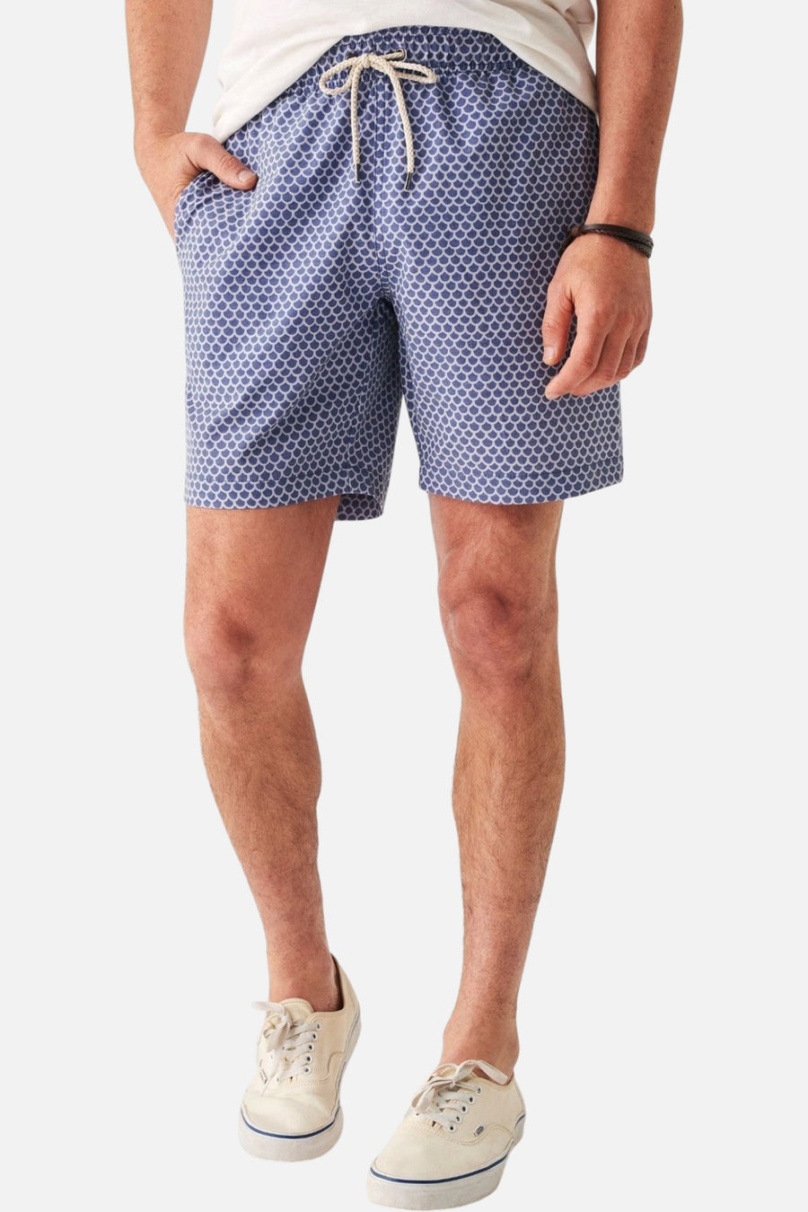 Faherty Beacon Trunk in Fishscale Batik – on model
